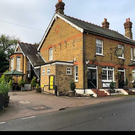 Good Intent Rooms Waltham Abbey Ngoại thất bức ảnh