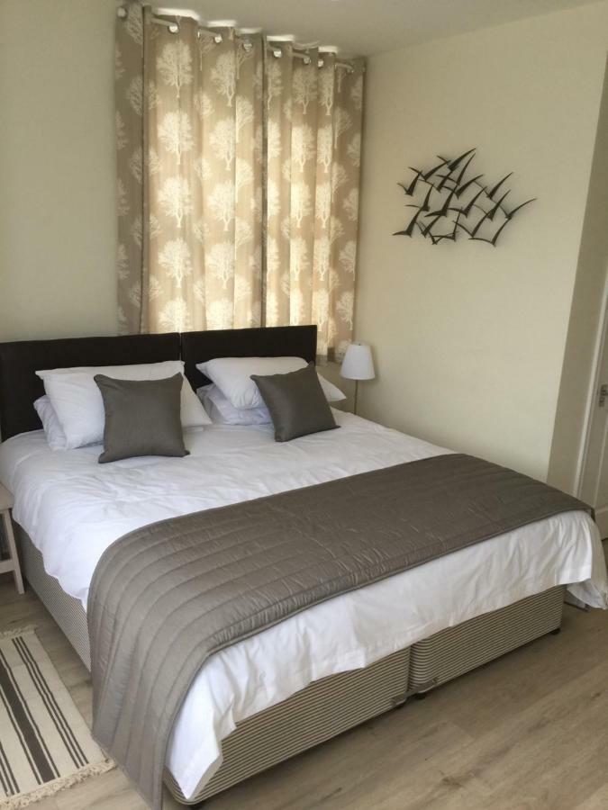 Good Intent Rooms Waltham Abbey Ngoại thất bức ảnh